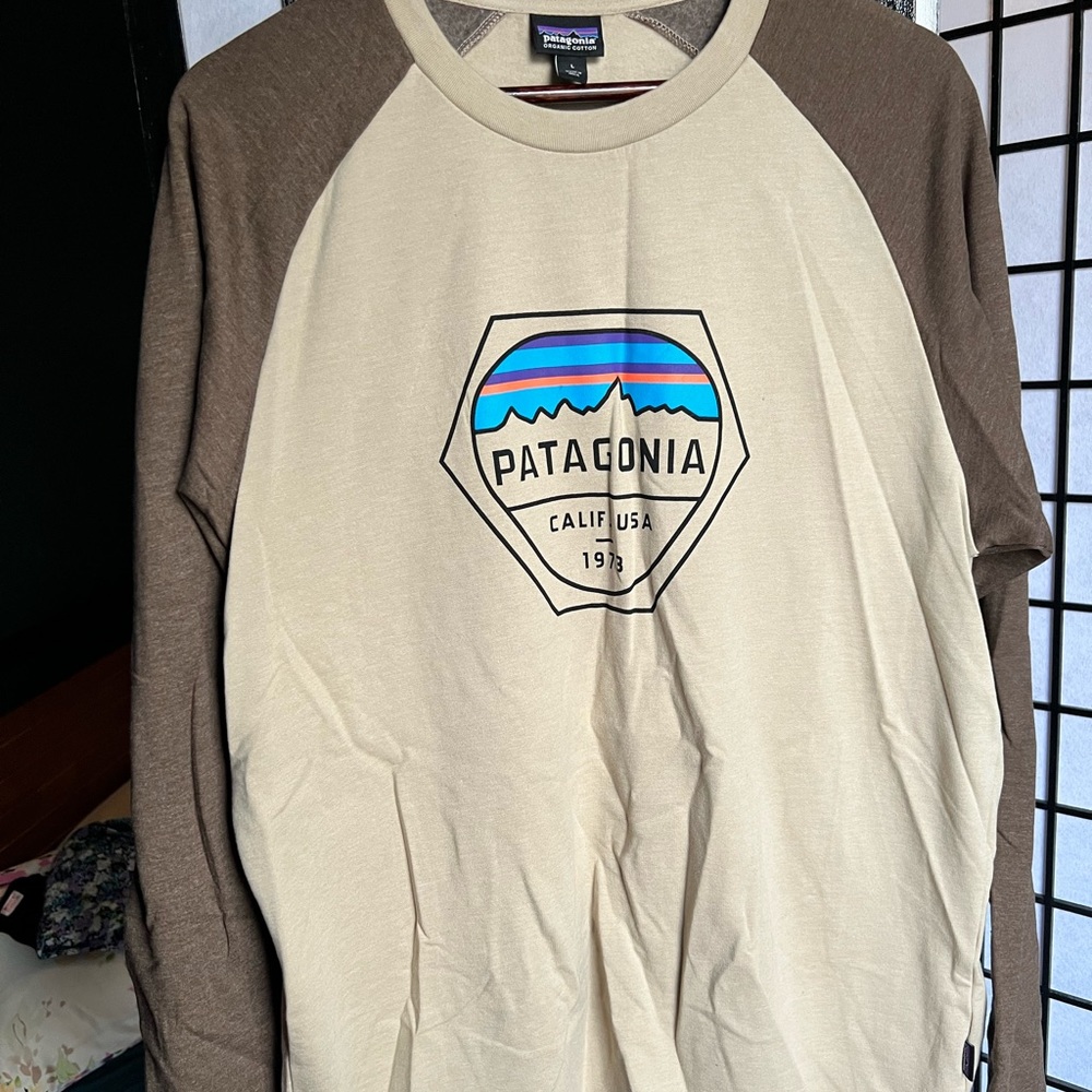 Patagonia Raglan Sleeves Sweatshirt